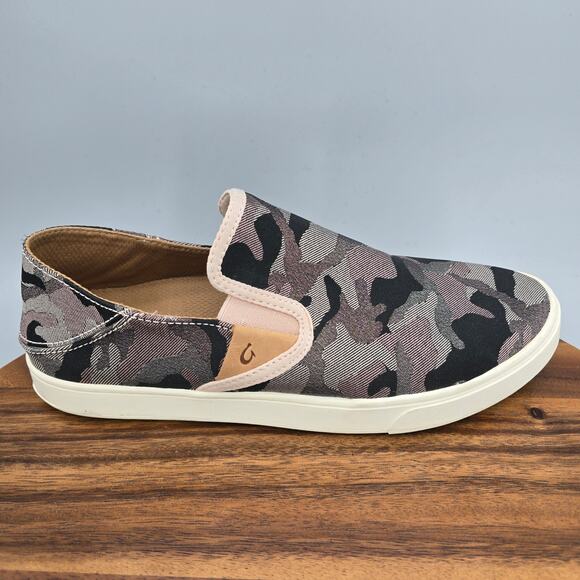 Olukai Pehuea Pa OluKai Shoes Womens 10 Pink Gray Black Camo Pehuea Pa\'i Slip On Comfort Sneakers